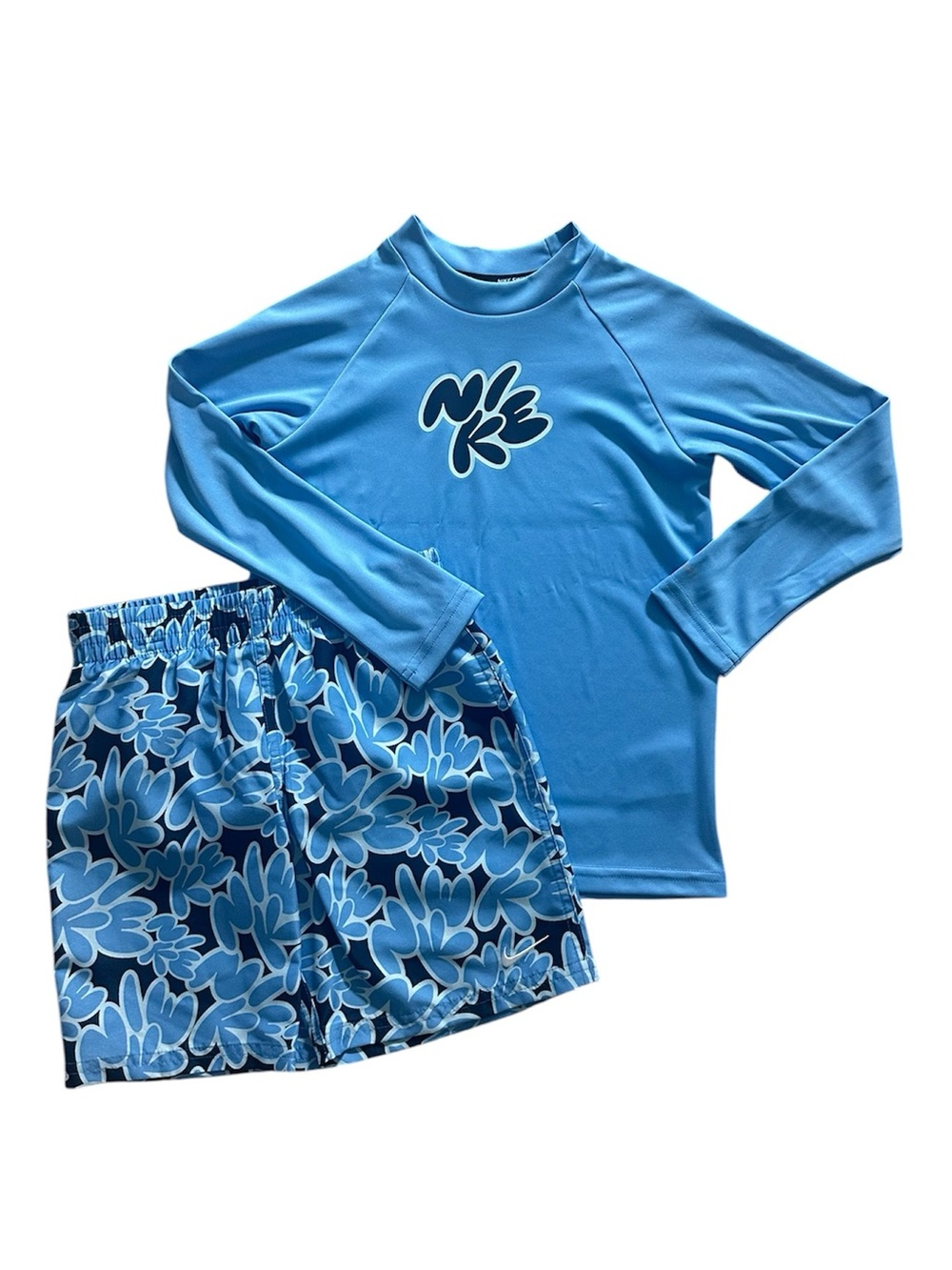 Nike Boys Size 6 NWT 2-Piece Swim Set Rash Guard Shirt & Swim Trunks Blue